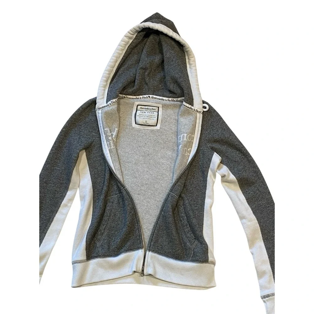Abercrombie & Fitch Women's Small Grey & White Full Zip Hooded Jacket Logo